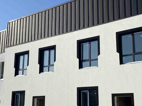 будинок за адресою Червоної калини, 1