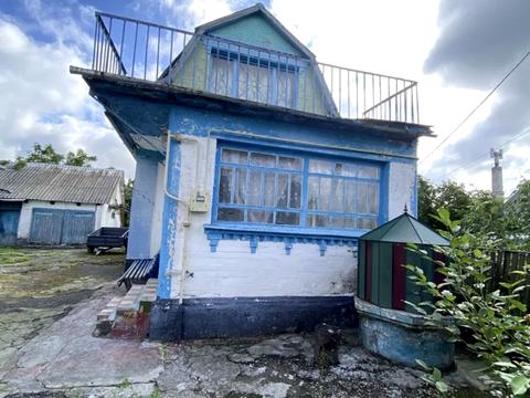 будинок за адресою смт. Рокитне, Зінича, 1