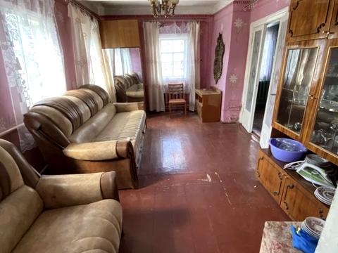 будинок за адресою смт. Рокитне, Зінича, 1