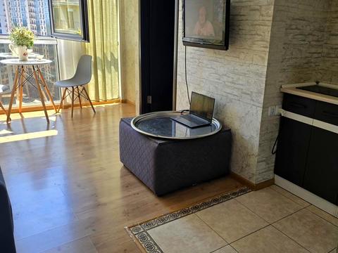 квартира за адресою Перлинна вул., 3