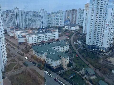 квартира за адресою Миколи Бажана просп., 12