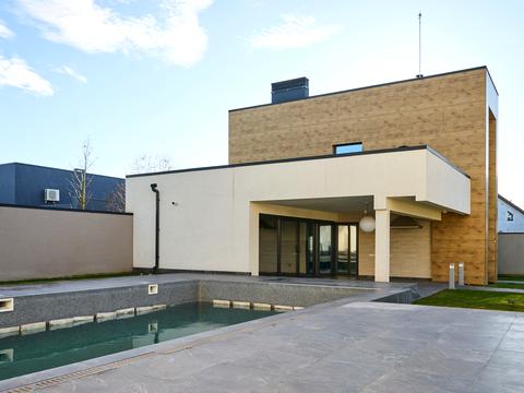 будинок за адресою Абрикосова вул., 7