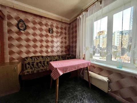 квартира за адресою Анни Ахматової вул., 6