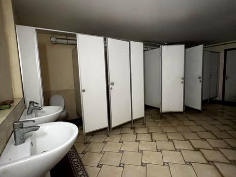 будинок за адресою Молодіжна, 1