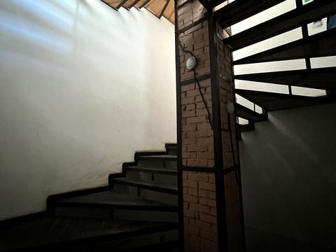 будинок за адресою Молодіжна, 1