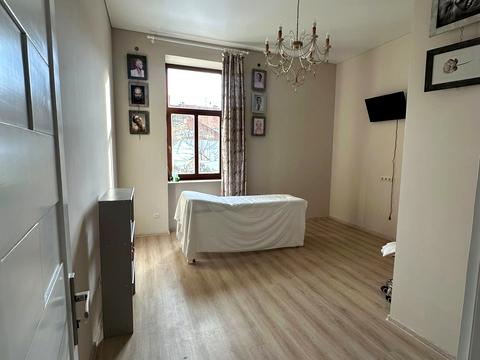 комерційна за адресою Ужгород, Корятовича пл., 13