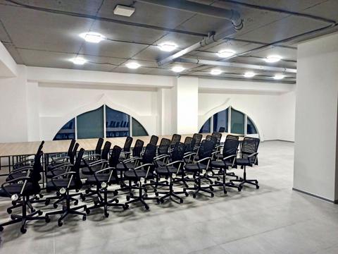 комерційна за адресою Степана Бандери вул. (Шмідта), 15