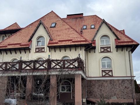 будинок за адресою Молодіжна, 1