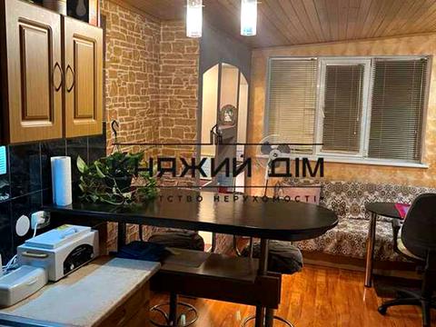 будинок за адресою Черняховського вул., 23/1