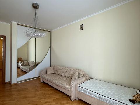 квартира за адресою Іллі Мечникова вул., 18