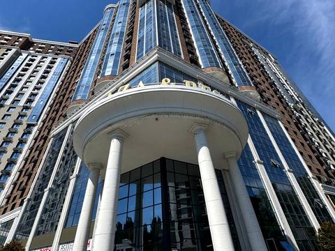 комерційна за адресою Глибочицька вул., 73