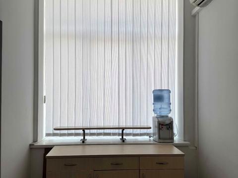 комерційна за адресою Хрещатик вул. (Kreschatic), 7/11