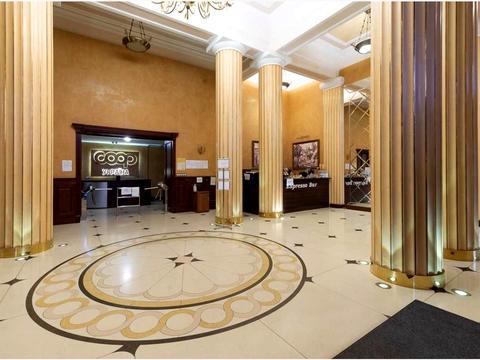 комерційна за адресою Хрещатик вул. (Kreschatic), 7/11