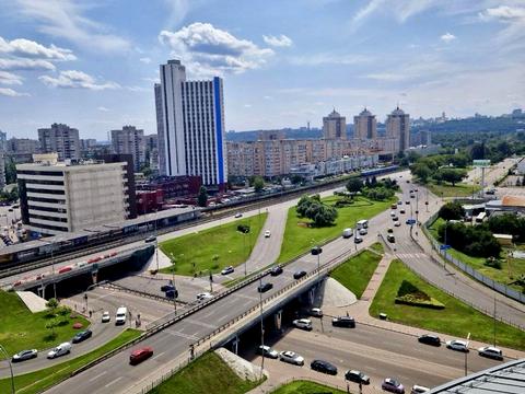 комерційна за адресою Київ, Митрополита Андрея Шептицького вул. (Анатолія Луначарського), 4а