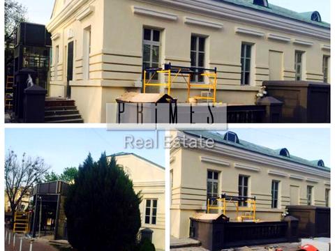 комерційна за адресою Петра Сагайдачного вул., 27Б