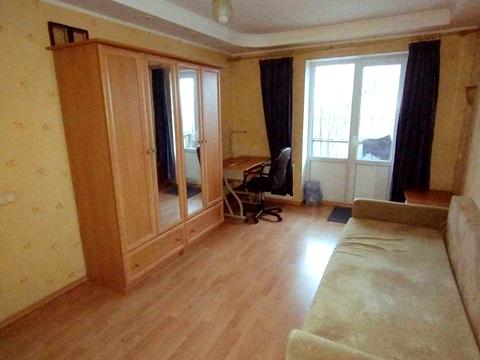 квартира за адресою Зодчих вул., 28