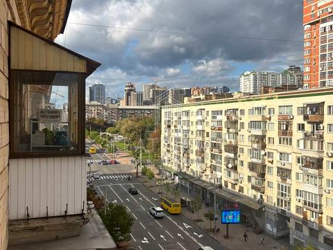 квартира за адресою Велика Васильківська вул. (Червоноармійська), 132