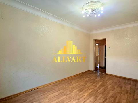 квартира за адресою Київ, Генерала Алмазова вул. (Кутузова), 1