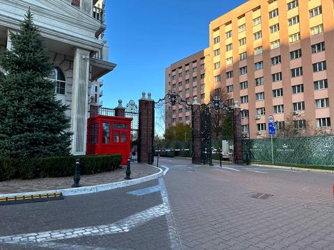 квартира за адресою Михайла Максимовича вул. (Онуфрія Трутенка), 28-Е