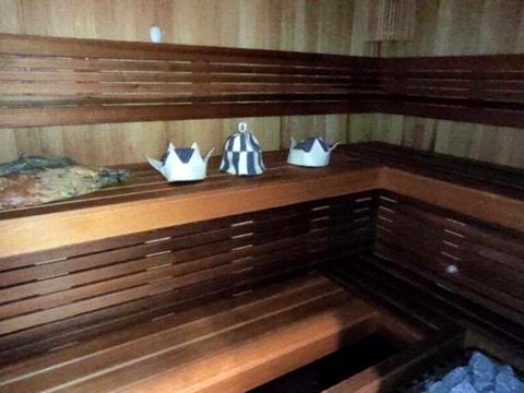 будинок за адресою Богдана Хмельницького вул.