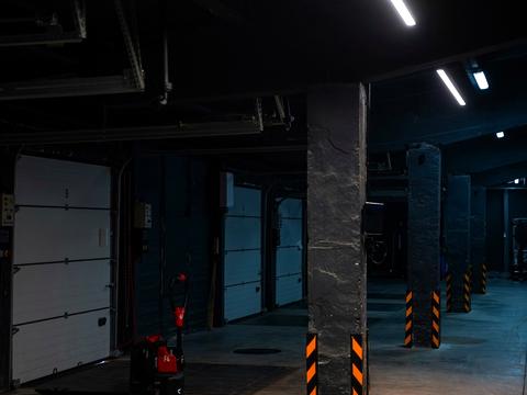 комерційна за адресою Київ, Костянтинівська вул., 61