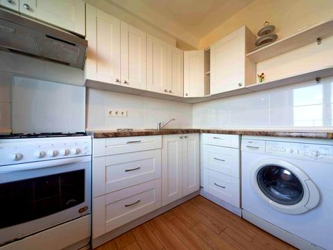 квартира за адресою Романа Ратушного вул. (Волгоградська), 5