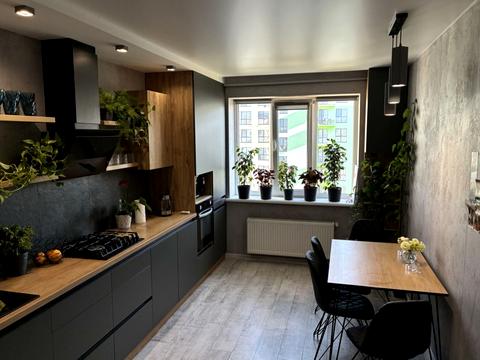 квартира по адресу Вячеслава Черновола ул., 91с