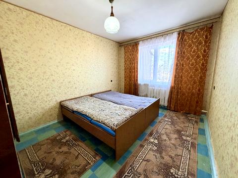 квартира за адресою Космонавтів вул., 17