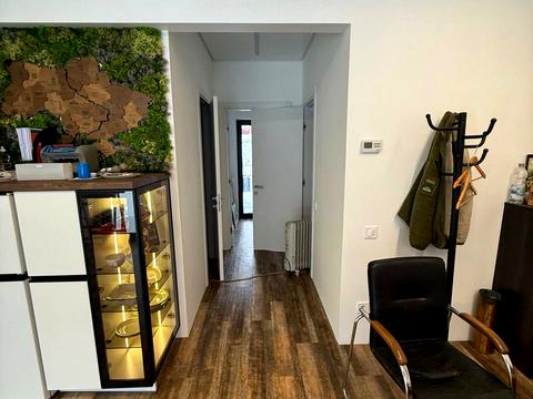 будинок за адресою с. Вишеньки, Набережна