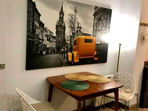 квартира за адресою Михайла Максимовича вул. (Онуфрія Трутенка), 7-А