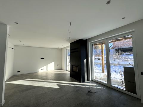 дом по адресу Озерна