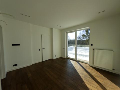 дом по адресу Озерна