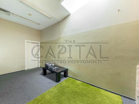 коммерческая по адресу Верхній Вал ул., 24