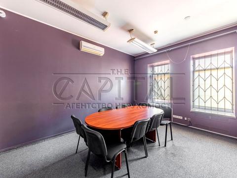 коммерческая по адресу Верхній Вал ул., 24