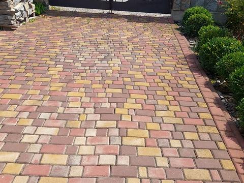 будинок за адресою Вишневича