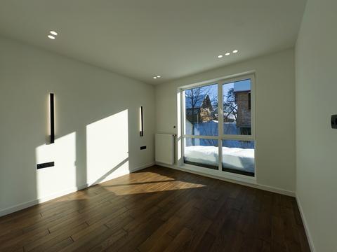 дом по адресу Озерна