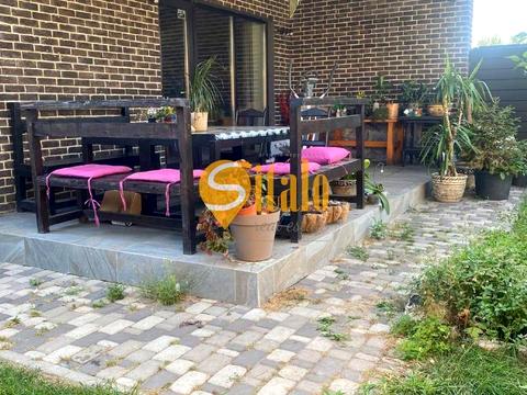 будинок за адресою Київ, 52-га Садова вул.