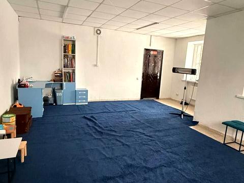 комерційна за адресою Вериківського вул., 23