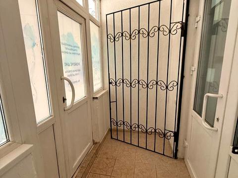 комерційна за адресою Вериківського вул., 23