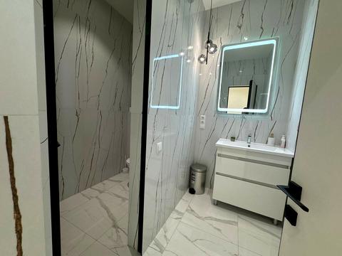 комерційна за адресою Глибочицька вул., 73