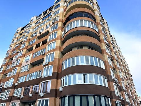 квартира за адресою Зоопаркова вул., 8в