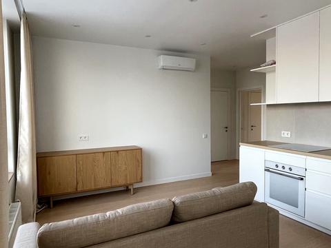 квартира за адресою Салютна вул., 2к2