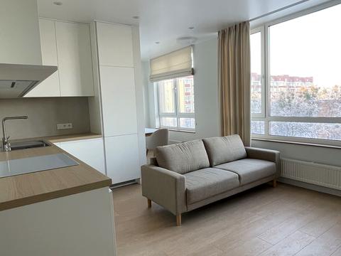 квартира за адресою Салютна вул., 2к2