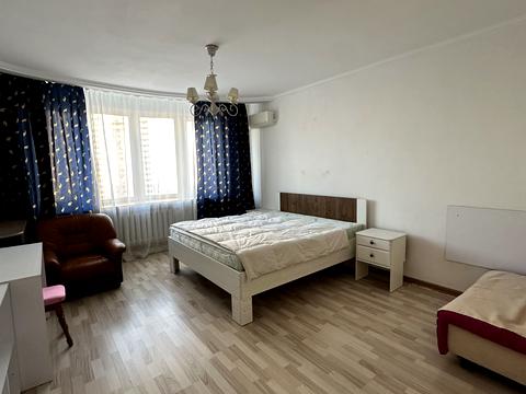 квартира за адресою Київ, Михайла Гришка вул., 9