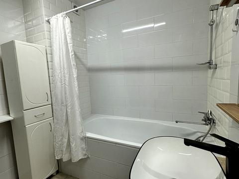 квартира за адресою Київ, Михайла Гришка вул., 9