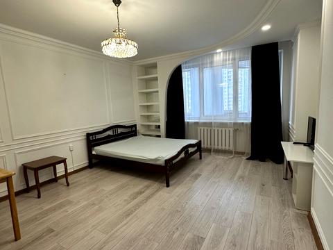 квартира за адресою Київ, Михайла Гришка вул., 9