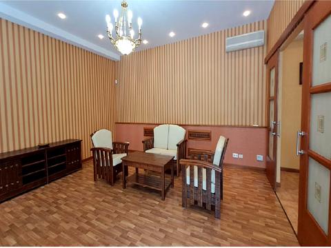 будинок за адресою Соборна пл. (Жовтнева)