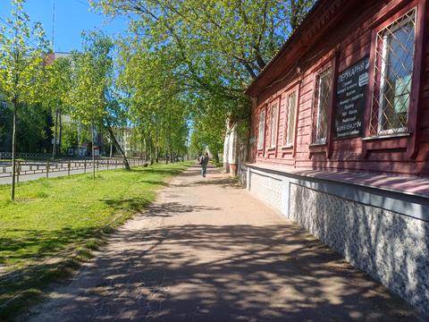 комерційна за адресою Івана Мазепи вул. (Щорса), 5