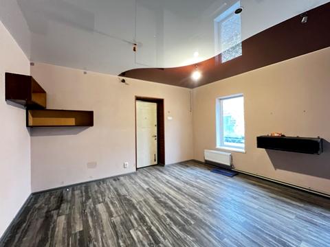 комерційна за адресою Івана Мазепи вул. (Щорса), 5