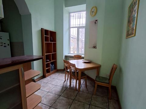 квартира за адресою Одеса, Леонтовича вул. (Бєлінського), 12